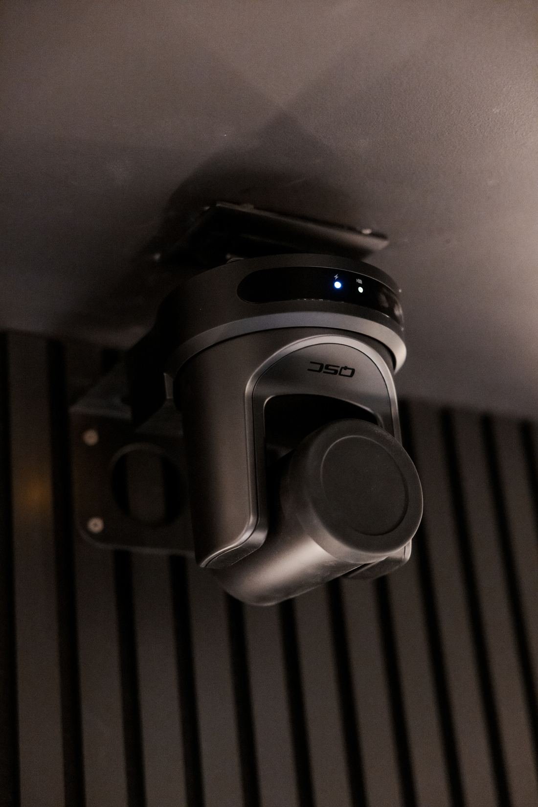 Ceiling mounted hardware install